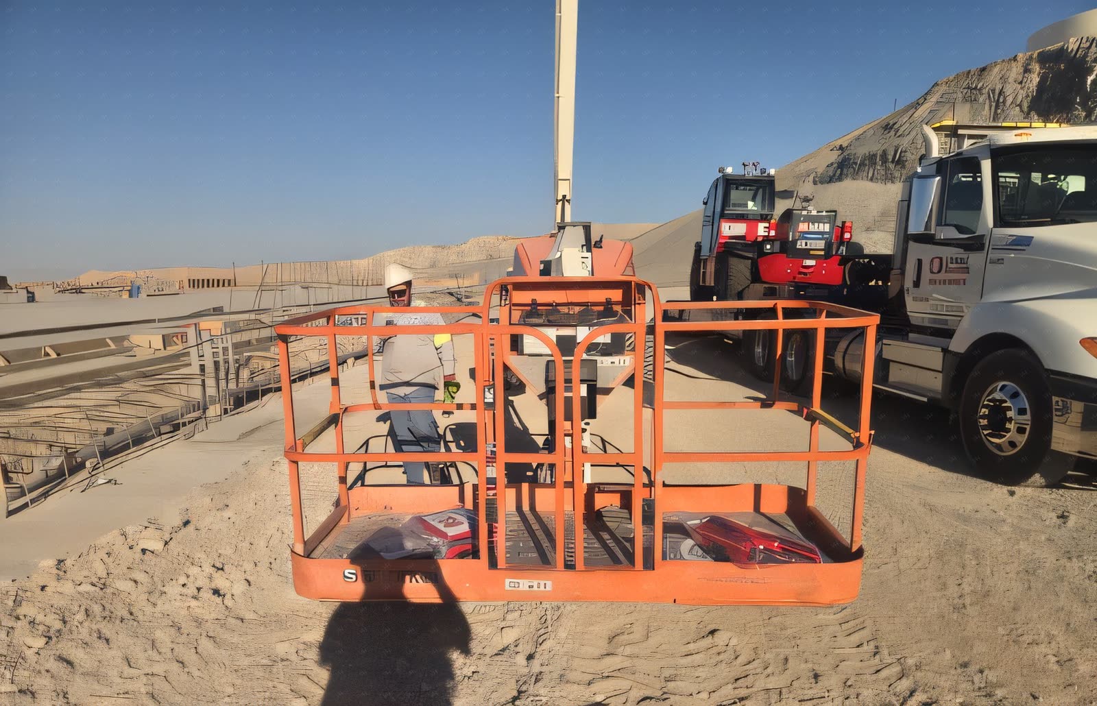 2019 SNORKEL 660SJ BOOM 65-70' TELESCOPIC