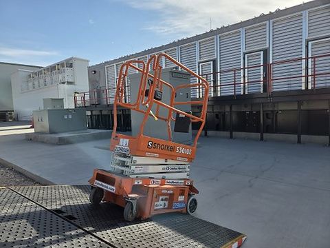 2019 SNORKEL S3010E Scissor Lift 10-13' Electric