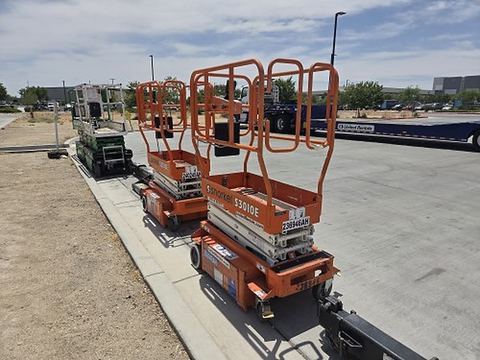 2019 SNORKEL S3010E Scissor Lift 10-13' Electric