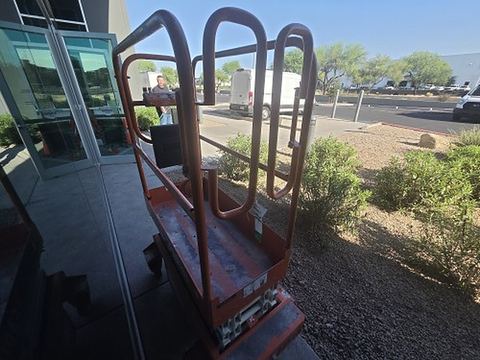 2019 SNORKEL S3010P Pusharound 5-14' Electric