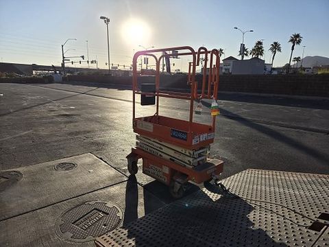 2019 SNORKEL S3010P Pusharound 5-14' Electric