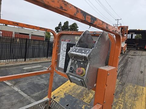2019 SNORKEL S3215L Scissor Lift 14-18' Electric