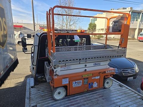2019 SNORKEL S3215L Scissor Lift 14-18' Electric