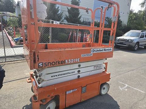 2019 SNORKEL S3219E Scissor Lift 19' Electric