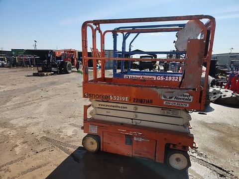 2019 SNORKEL S3219E Scissor Lift 19' Electric