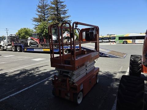 2019 SNORKEL S3219E Scissor Lift 19' Electric