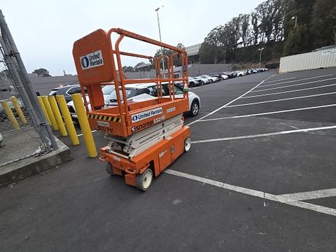 2019 SNORKEL S3219E Scissor Lift 19' Electric