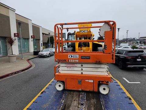 2019 SNORKEL S3219E Scissor Lift 19' Electric