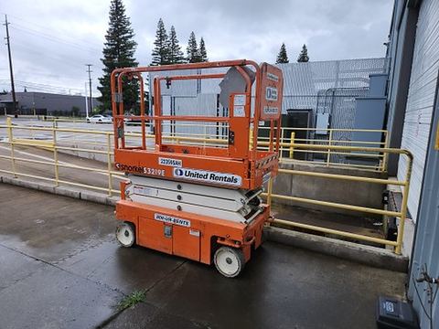 2019 SNORKEL S3219E Scissor Lift 19' Electric