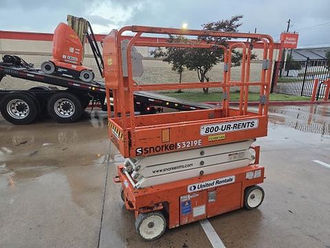 2019 SNORKEL S3219E Scissor Lift 19' Electric