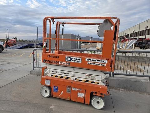 2019 SNORKEL S3219E Scissor Lift 19' Electric