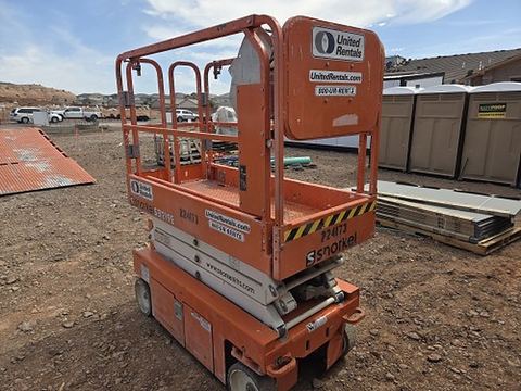2019 SNORKEL S3219E Scissor Lift 19' Electric
