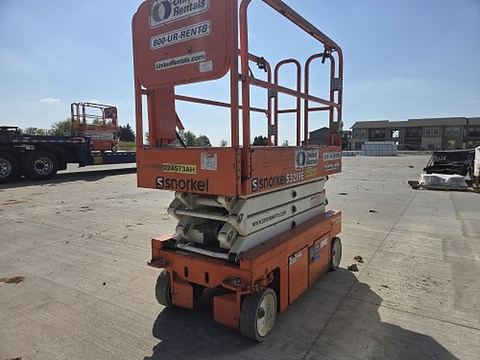 2019 SNORKEL S3219E Scissor Lift 19' Electric