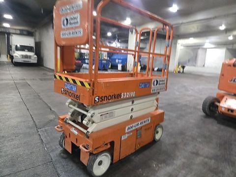 2019 SNORKEL S3219E Scissor Lift 19' Electric