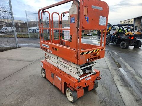 2019 SNORKEL S3219E Scissor Lift 19' Electric