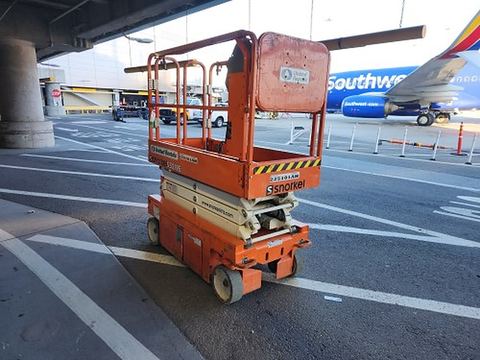 2019 SNORKEL S3219E Scissor Lift 19' Electric
