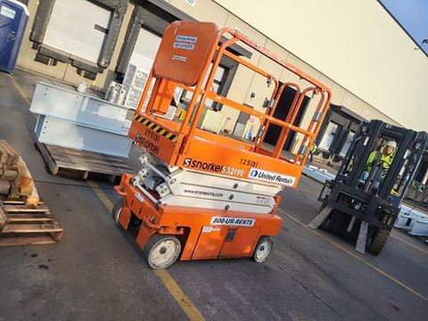 2019 SNORKEL S3219E Scissor Lift 19' Electric