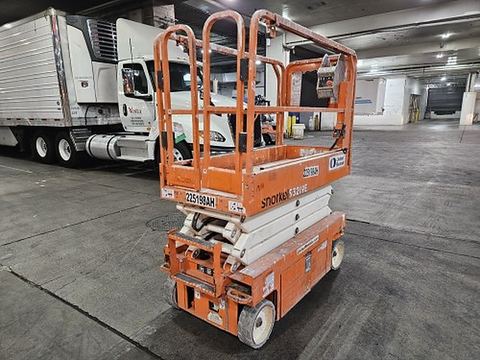 2019 SNORKEL S3219E Scissor Lift 19' Electric