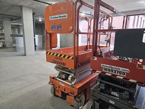 2019 SNORKEL S3219E Scissor Lift 19' Electric