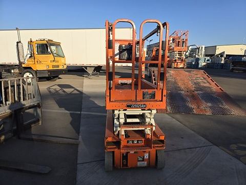 2019 SNORKEL S3219E Scissor Lift 19' Electric