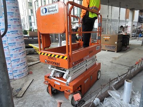 2019 SNORKEL S3219E Scissor Lift 19' Electric