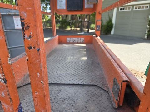 2019 SNORKEL S3219E Scissor Lift 19' Electric