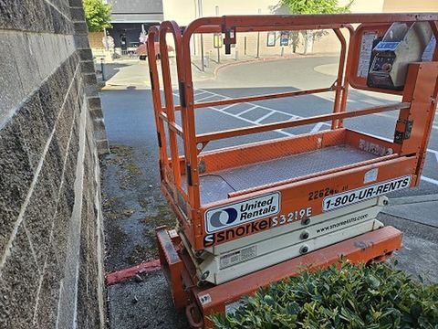 2019 SNORKEL S3219E Scissor Lift 19' Electric