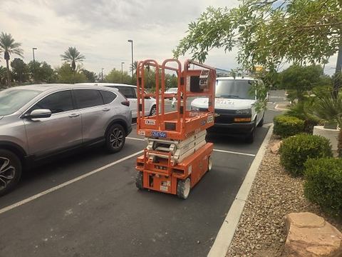 2019 SNORKEL S3219E Scissor Lift 19' Electric
