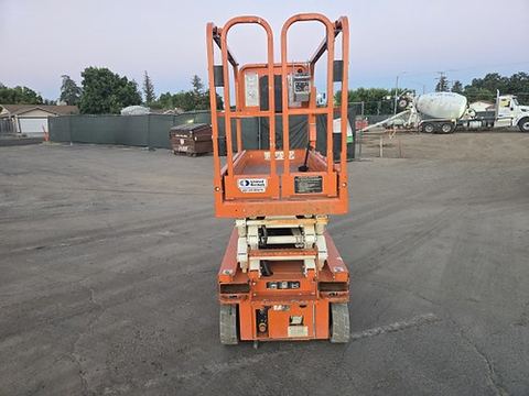 2019 SNORKEL S3219E Scissor Lift 19' Electric