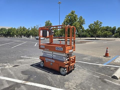 2019 SNORKEL S3219E Scissor Lift 19' Electric