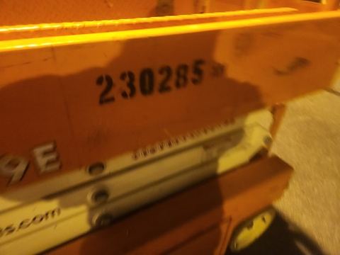 2019 SNORKEL S3219E Scissor Lift 19' Electric