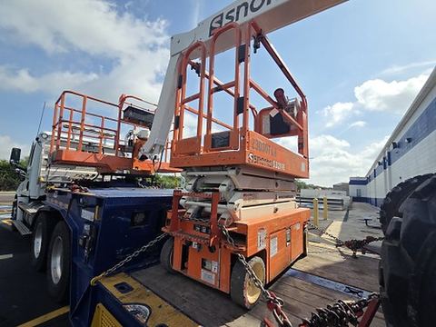 2019 SNORKEL S3219E Scissor Lift 19' Electric