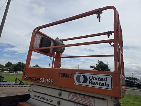 2019 SNORKEL S3219E Scissor Lift 19' Electric