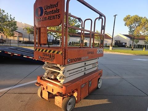 2019 SNORKEL S3219E Scissor Lift 19' Electric