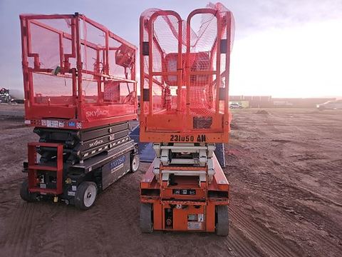 2019 SNORKEL S3219E Scissor Lift 19' Electric