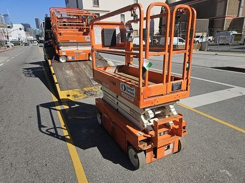 2019 SNORKEL S3219E Scissor Lift 19' Electric