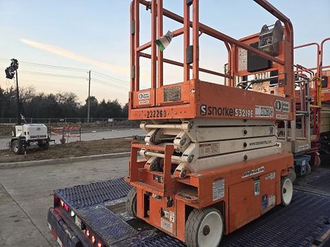 2019 SNORKEL S3219E Scissor Lift 19' Electric