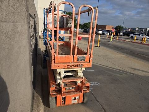 2019 SNORKEL S3219E Scissor Lift 19' Electric
