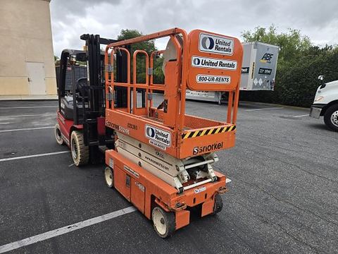 2019 SNORKEL S3219E Scissor Lift 19' Electric