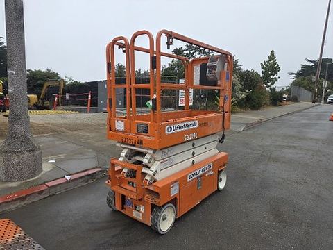 2019 SNORKEL S3219E Scissor Lift 19' Electric