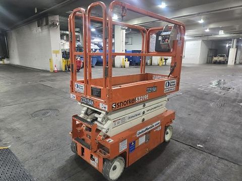 2019 SNORKEL S3219E Scissor Lift 19' Electric