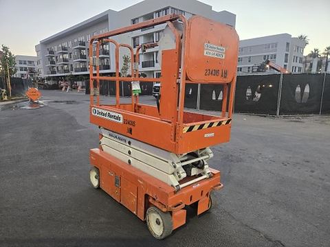 2019 SNORKEL S3219E Scissor Lift 19' Electric