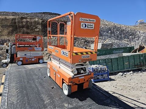 2019 SNORKEL S3219E Scissor Lift 19' Electric