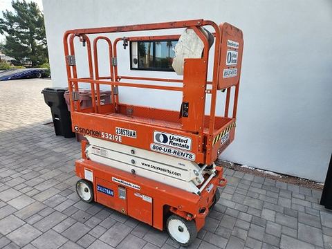 2019 SNORKEL S3219E Scissor Lift 19' Electric
