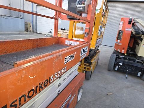 2019 SNORKEL S3219E Scissor Lift 19' Electric