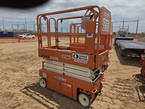 2019 SNORKEL S3219E Scissor Lift 19' Electric
