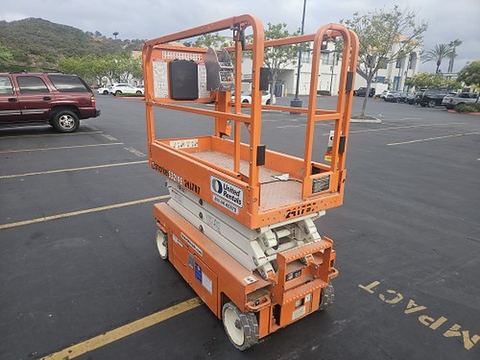 2019 SNORKEL S3219E Scissor Lift 19' Electric
