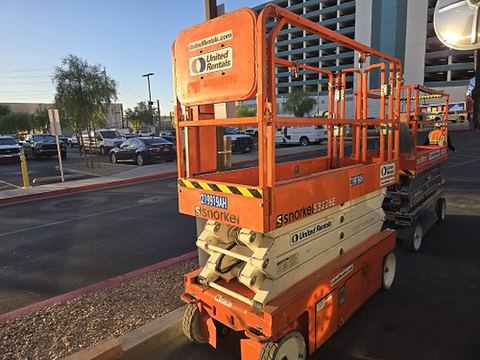2019 SNORKEL S3226E Scissor Lift 24-26' Electric 30-36" Wide