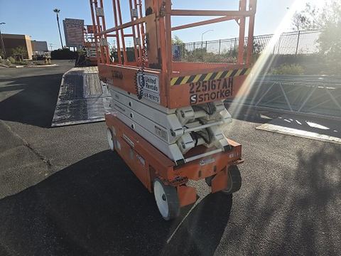 2019 SNORKEL S3226E Scissor Lift 24-26' Electric 30-36" Wide