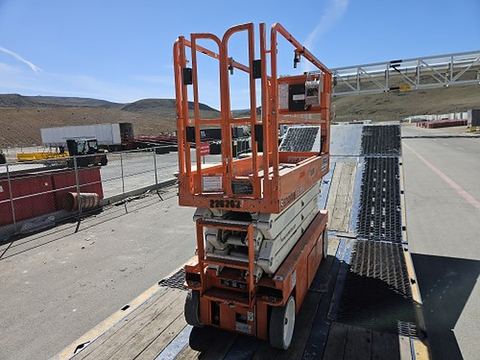 2019 SNORKEL S3226E Scissor Lift 24-26' Electric 30-36" Wide